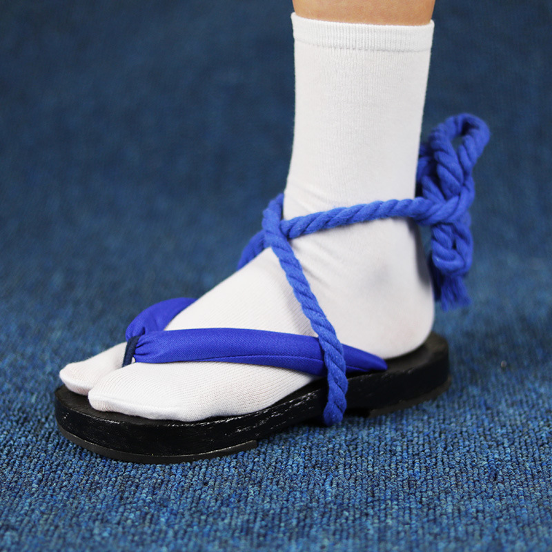 Sandálias Geta com Tiras Azuis - Geta Wooden Sandal avaliação e preço